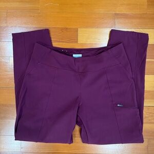 Columbia Women's Fleece Lined Pull-On Pants in Wine color. Sz XL, EUC